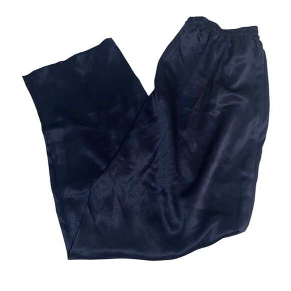 Victoria's Secret Navy Satin Pajama Set Long Sleeve & Long Pant Sz L NWT - Picture 4 of 10